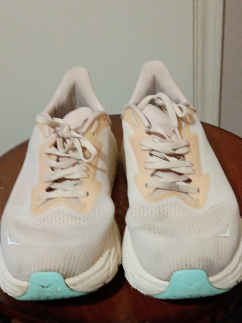 Hoka One One Arahi 7 Vanilla Cream Orange Running Shoes Women's Size 11D - Picture 5 of 13